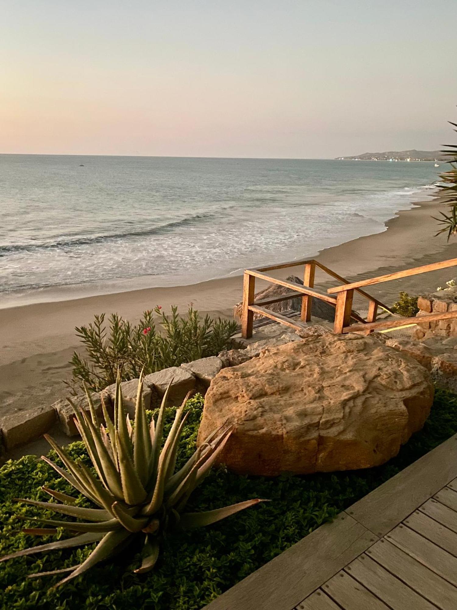 La Playa Hotel ลอสโอร์กานอส ภายนอก รูปภาพ